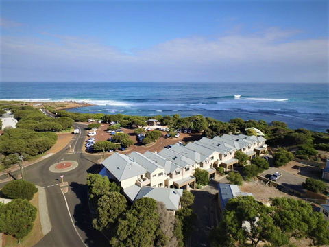 Yallingup Beach Resort - Accommodation Main Beach 0