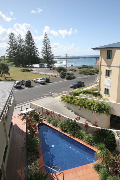 Yamba Beach Motel - Accommodation Main Beach 3