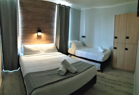 Yamba Central Hotel And Backpackers - Accommodation Main Beach 0