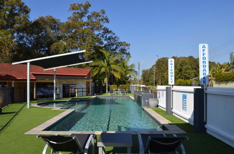 Yamba Motor Inn - Accommodation Main Beach 0