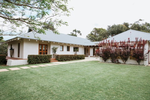 Yallingup Villas - Accommodation Main Beach 0