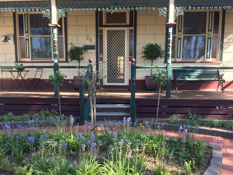 Yapera On Lucan - Accommodation Main Beach 0