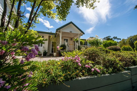 Yarra Gables - Accommodation Main Beach 3