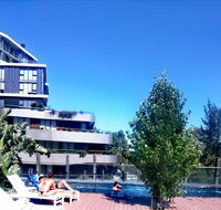Yarra River Luxury 1BD Apartment - Accommodation Main Beach