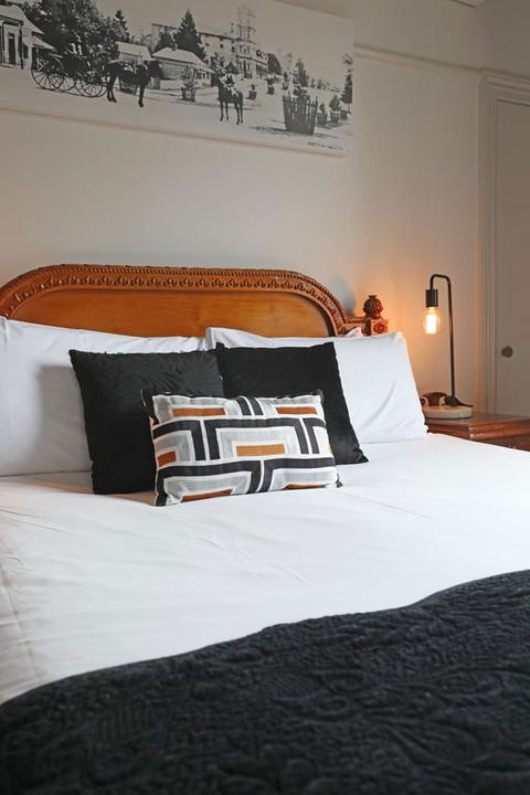 Yarra Valley Grand - Accommodation Main Beach 3