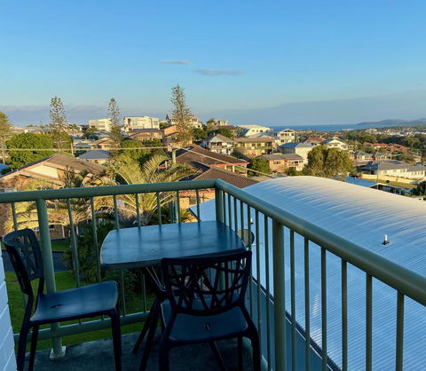 Yamba Views Accommodation - Accommodation Main Beach 2