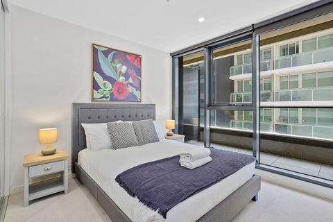 YARRA - YARRA Toorak Rd & Chapel St. Pool, Gym & Parking - Accommodation Main Beach 2