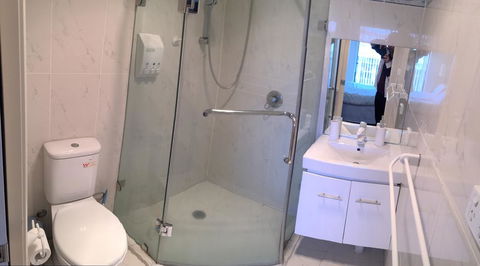 Yarrabi Pond - Accommodation Main Beach 2