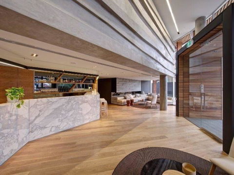 Yarra River Luxury 1BD Apartment - Accommodation Main Beach 1