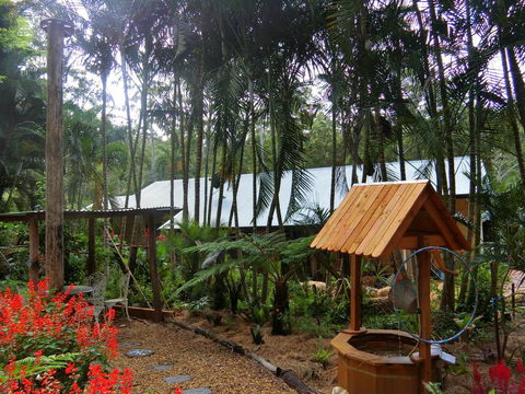 Yarralen Retreat - Accommodation Main Beach 2