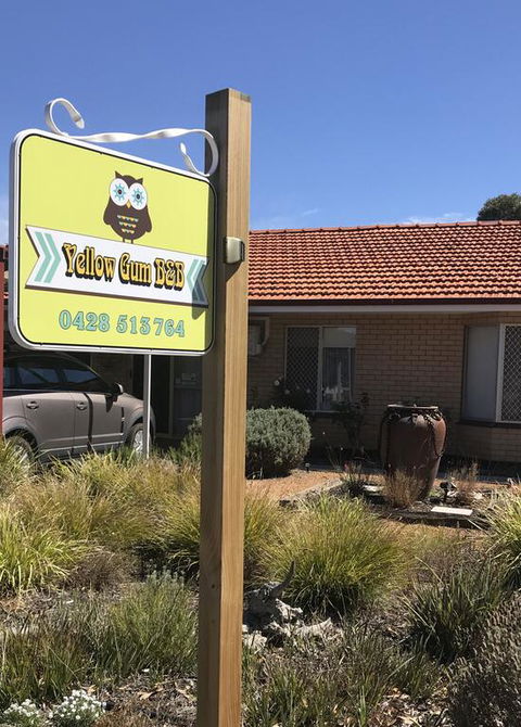 Yellow Gum Bed And Breakfast - Accommodation Main Beach 3