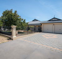 Yellow Rose Cottage - Accommodation Main Beach