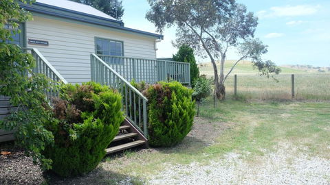 Yea Wood Duck Cottage - Accommodation Main Beach 3