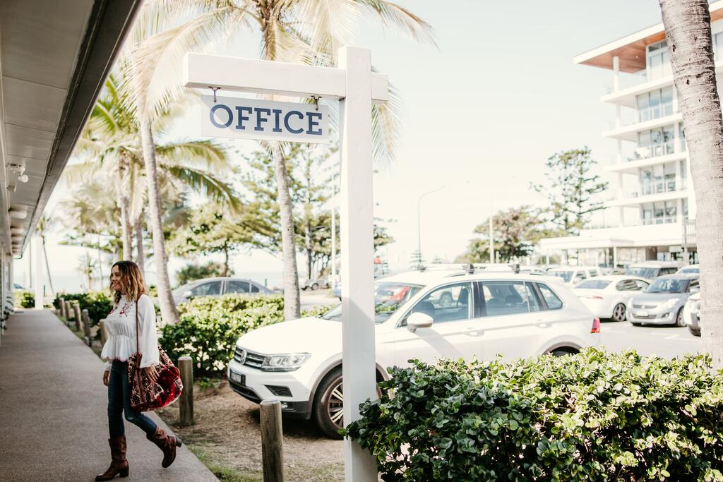 Accommodation Main Beach