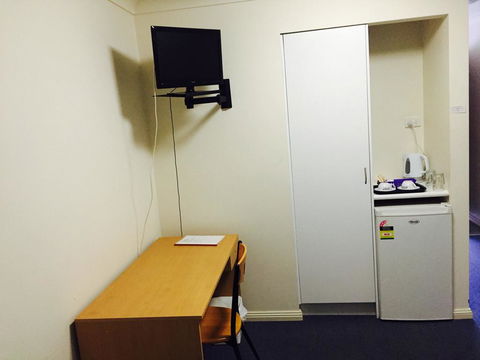 Yetholme Motor Inn - Accommodation Main Beach 0