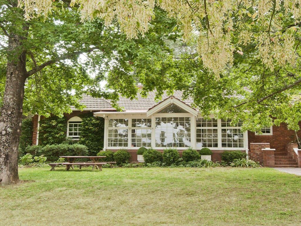 Accommodation Main Beach