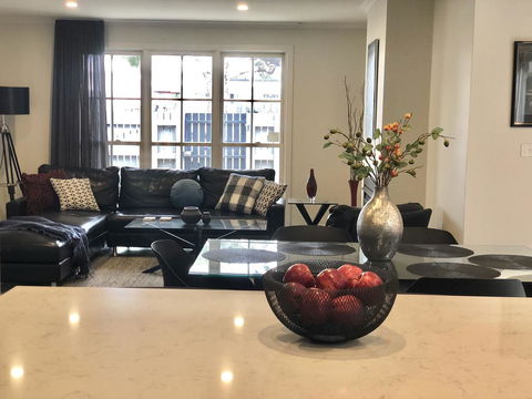 Your Home Away From Home - Accommodation Main Beach 0