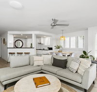 Your Luxury Escape - Karinya at Surfside - Accommodation Main Beach