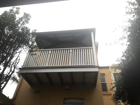 Zaara - Accommodation Main Beach 3