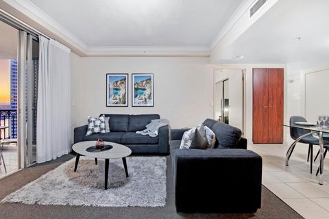 2 Bedroom Hinterland View Apartments At Chevron Renaissance - From Level 5 - Self Contained & Privately Managed - Wow Stay - Accommodation Main Beach 3