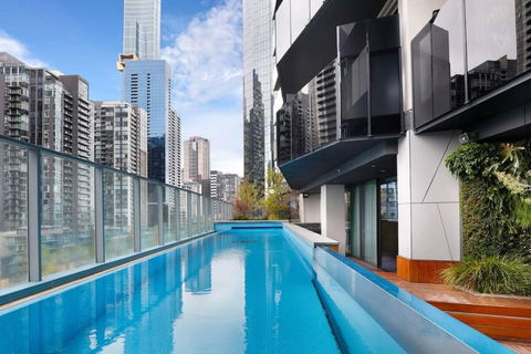 A Cozy Apt With City Views Near Crown Casino - Accommodation Main Beach 4