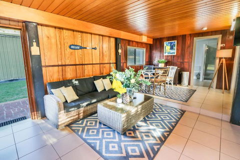 A Lure - A 2-minute Walk To Agnes Main Beach - Accommodation Main Beach 3