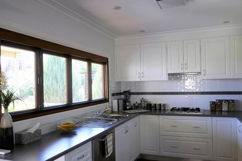 A Market Place Mudgee - Accommodation Main Beach 4