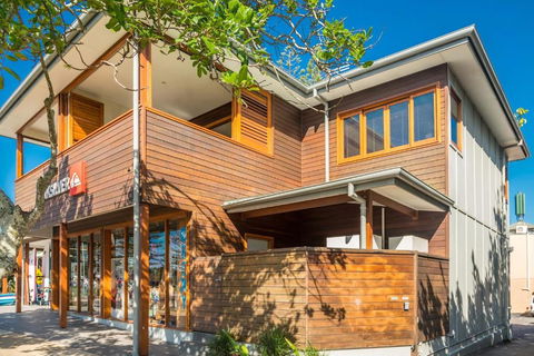 A Perfect Stay - Quiksilver Apartments The Wreck - Accommodation Main Beach 4
