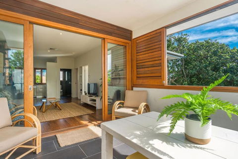 A Perfect Stay - Quiksilver Apartments The Wreck - Accommodation Main Beach 2