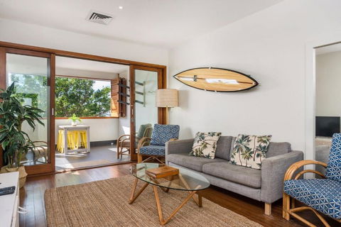 A Perfect Stay - Quiksilver Apartments The Wreck - Accommodation Main Beach 1