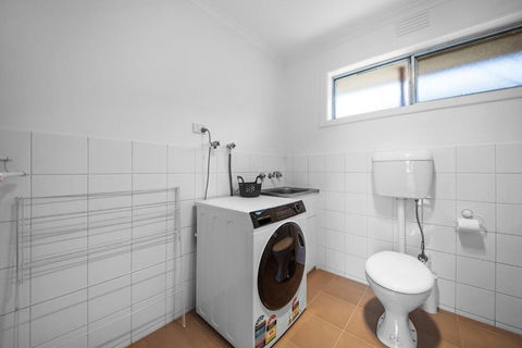 A Sweet Caroline Thomastown Stay - Accommodation Main Beach 0