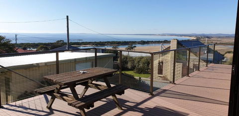 A Sweet Escape - Accommodation Main Beach 0