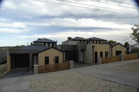 Abode Bendigo Apartments - Accommodation Main Beach 0