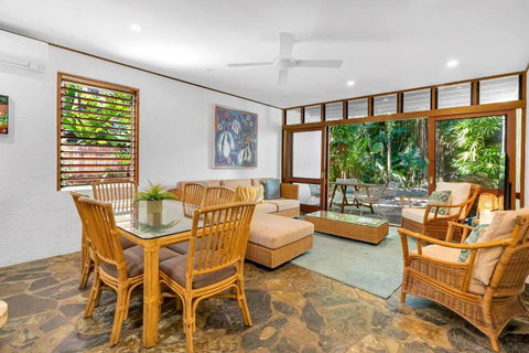 Absolute Beachfront, Heart Of Port Douglas - 24 S - Accommodation Main Beach 0