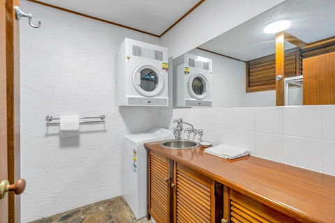 Absolute Beachfront, Heart Of Port Douglas - 24 S - Accommodation Main Beach 4