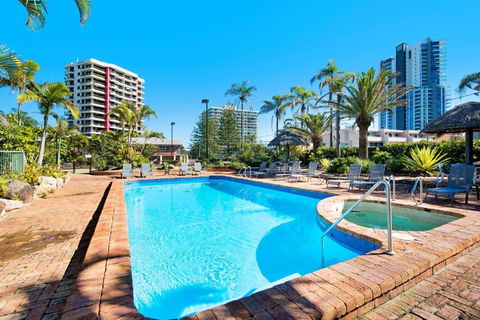 Acapulco Luxury 2 Bedroom Apartment - CoastHM - Accommodation Main Beach 2
