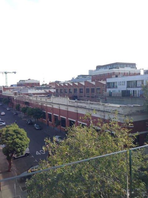 Action In Vibrant Collingwood Fitzroy - Accommodation Main Beach 3