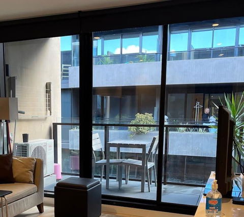 Action In Vibrant Collingwood Fitzroy - Accommodation Main Beach 1