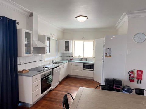 Adacos 19 On Sturt - Bring Your Own Linen - Accommodation Main Beach 4