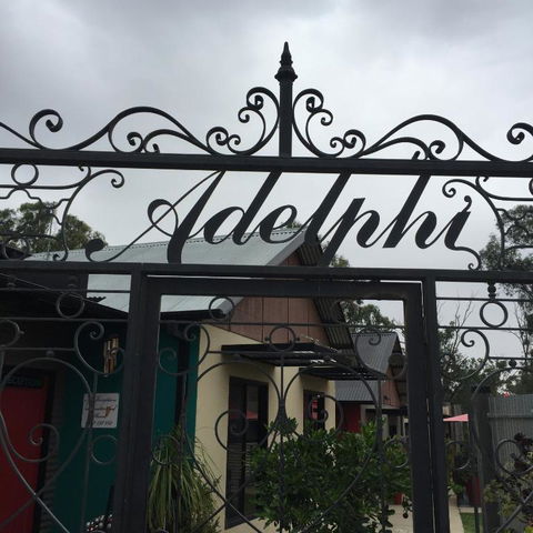 Adelphi Apartment 6 Riverview 2 BDRM Or 6A King Studio Riverview Both With Balconies - Accommodation Main Beach 1