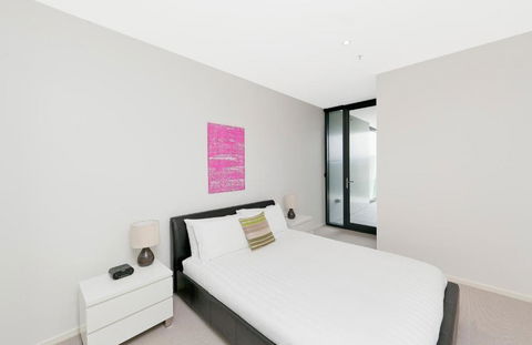 AAC Apartments - Manhattan - Accommodation Main Beach 2