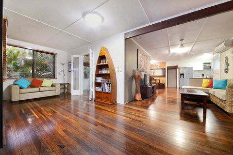 Airlie Getaway - Airlie Beach - Accommodation Main Beach 1