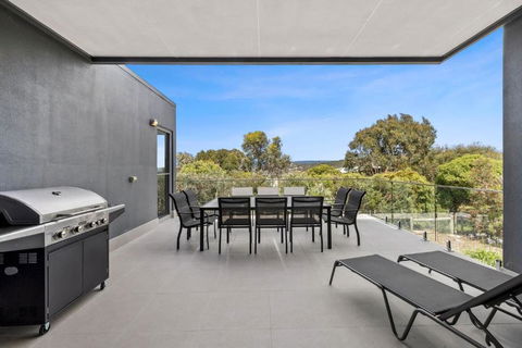 Aireys Sunset Beach House - Accommodation Main Beach 1