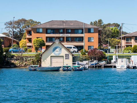 Akuna 3 Ground Floor Opposite Wallis Lake - Accommodation Main Beach 0