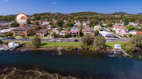 Akuna 8 - Accommodation Main Beach 0