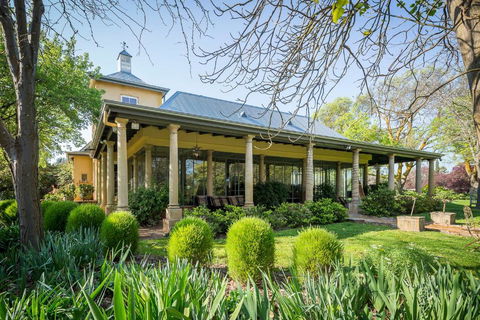 AL RU Farm - Accommodation Main Beach 4