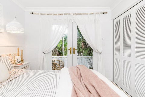 Alabaster Byron - Accommodation Main Beach 4