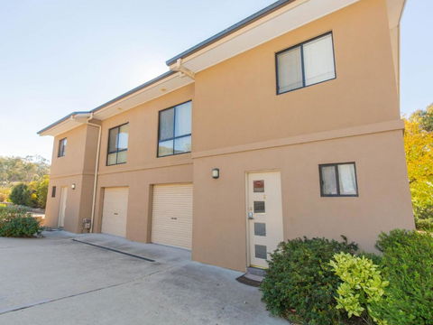 Alaska 2 8 Poley Cow Lane - Accommodation Main Beach 0