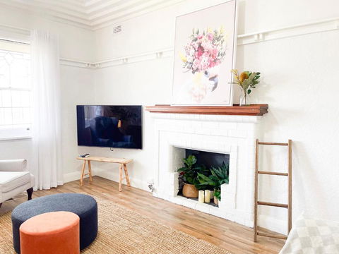 Albury Street Hideaway - Accommodation Main Beach 2