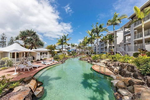 Alex Heads Beachfront Resort King Bed Studio Room - Accommodation Main Beach 0